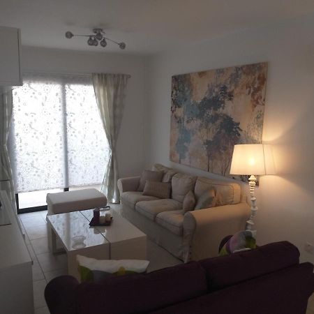 Horizon Luxury Apartment 4 라르나카 외부 사진