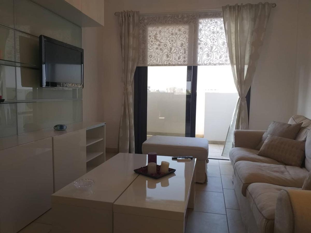 Horizon Luxury Apartment 4 라르나카 외부 사진