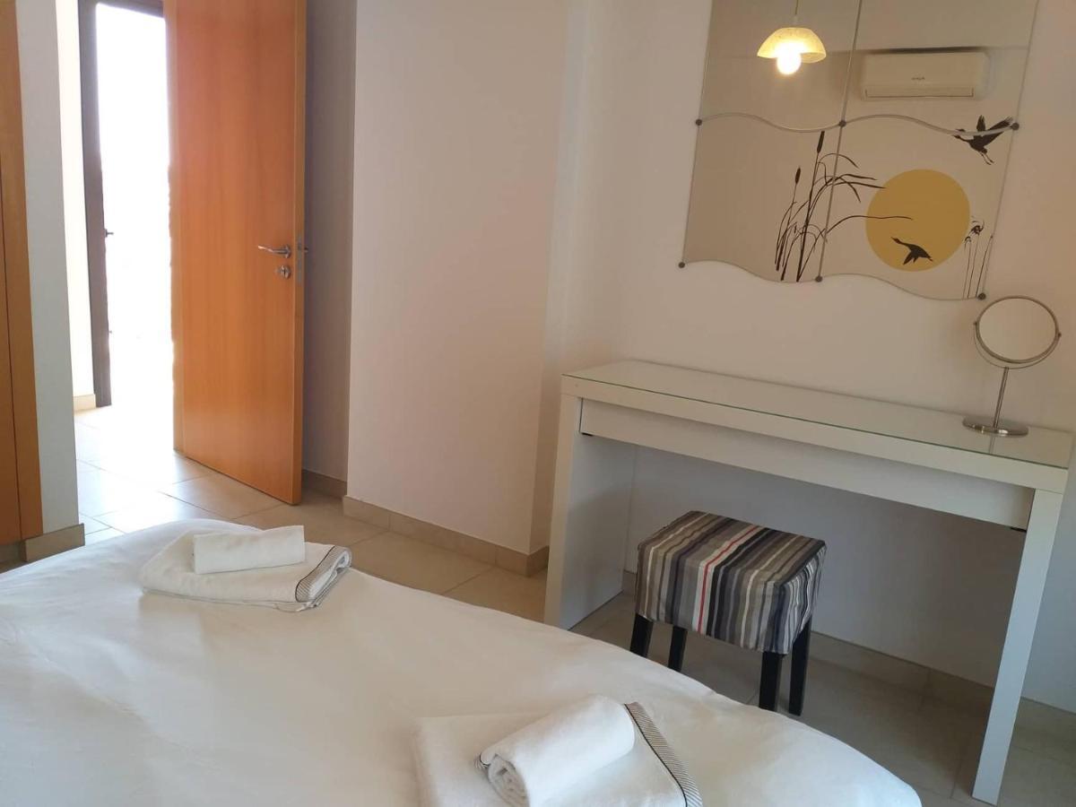 Horizon Luxury Apartment 4 라르나카 외부 사진
