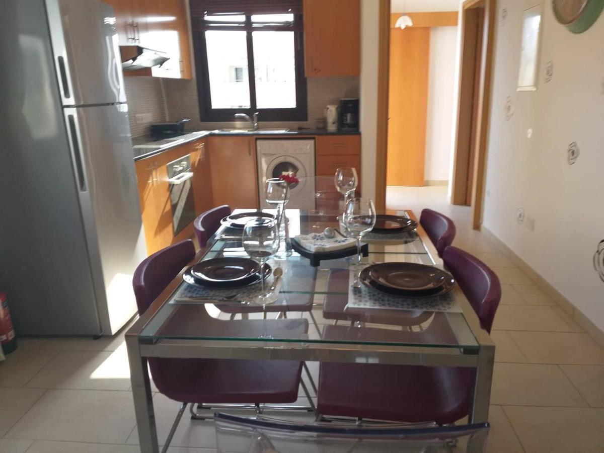 Horizon Luxury Apartment 4 라르나카 외부 사진