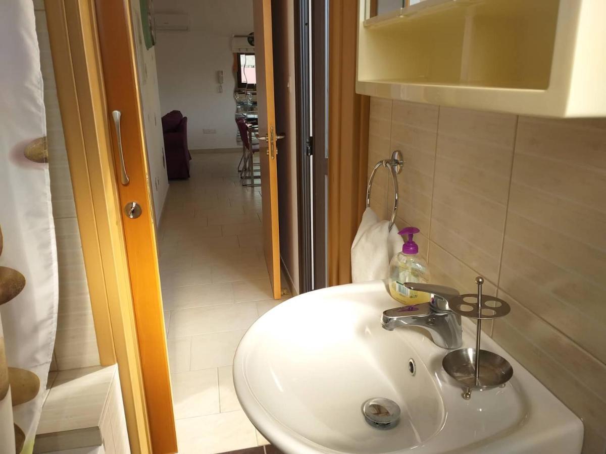 Horizon Luxury Apartment 4 라르나카 외부 사진