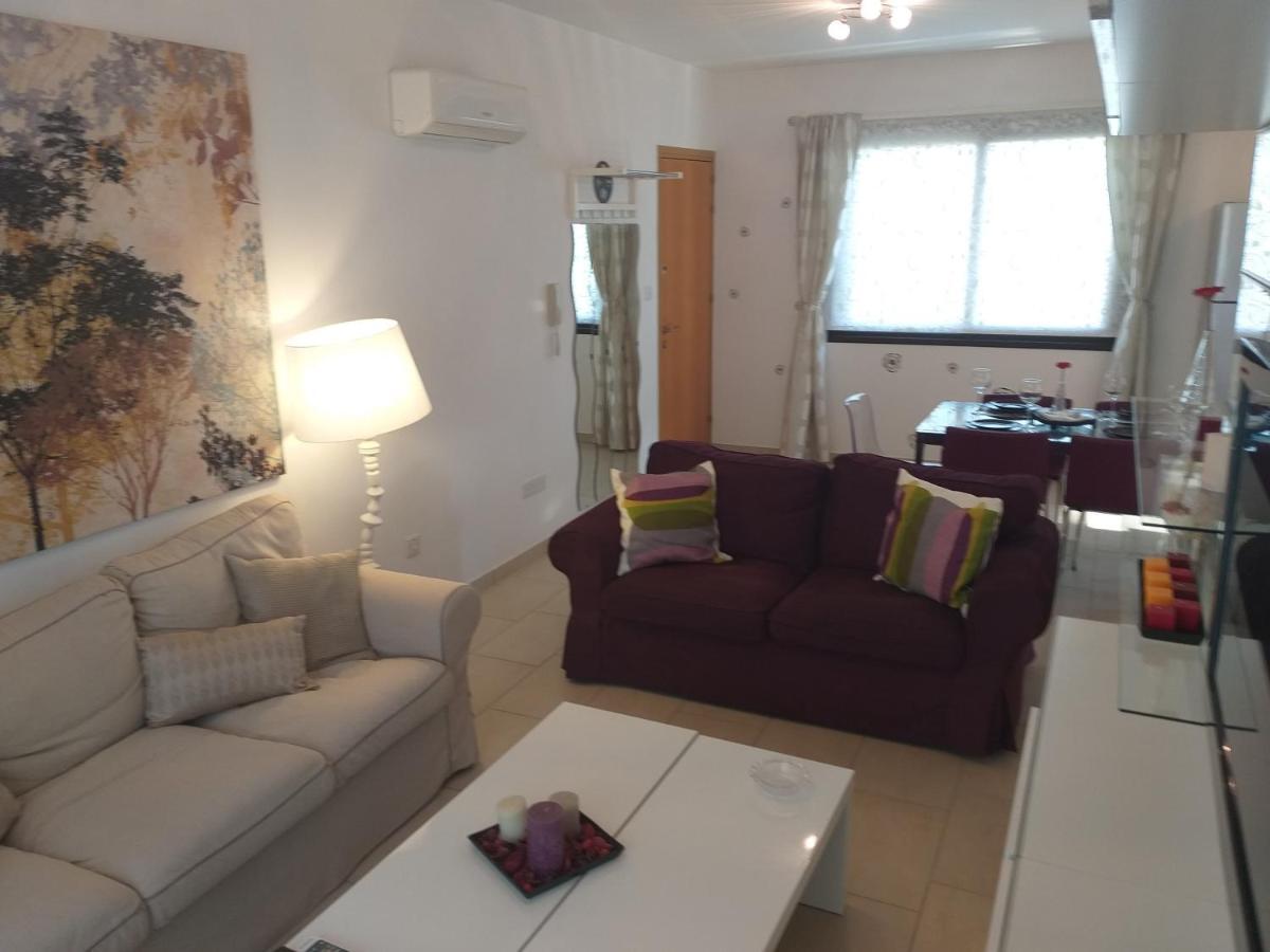 Horizon Luxury Apartment 4 라르나카 외부 사진